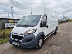 Skradziono Peugeota Boxera. Właściciel firmy transportowej prosi o pomoc w odnalezieniu auta Krzysztofa Rutkowskiego